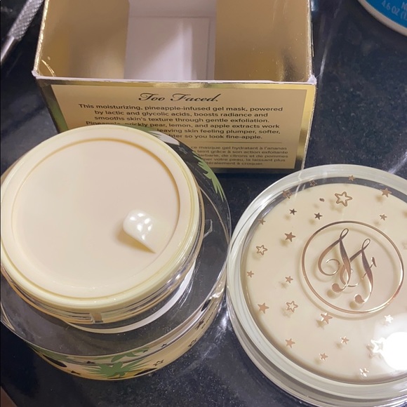 Too faced pineapple glow face mask - Picture 5 of 8